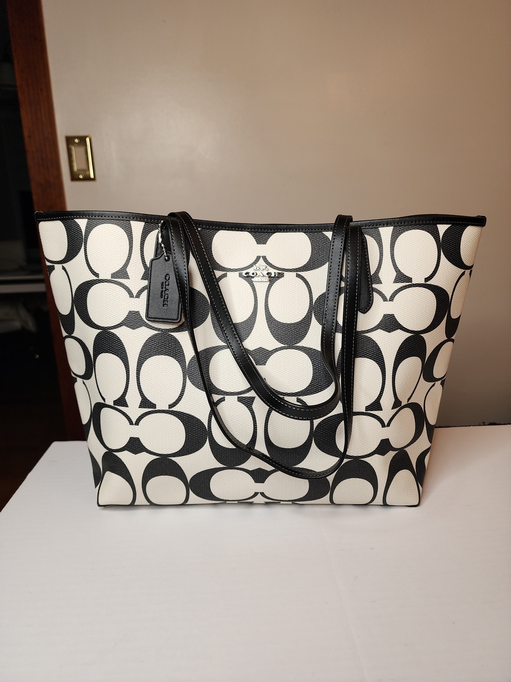 Coach Black/White Signature Canvas Tote - Coach